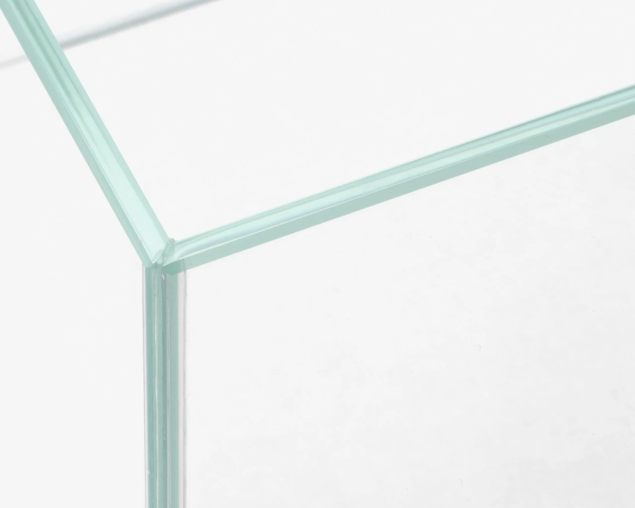 UNS Aquarium High 16T 2 UNS Aquarium High 16T – Bild 2